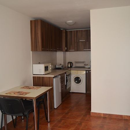 Downtown Studio Apartman Várna Kültér fotó
